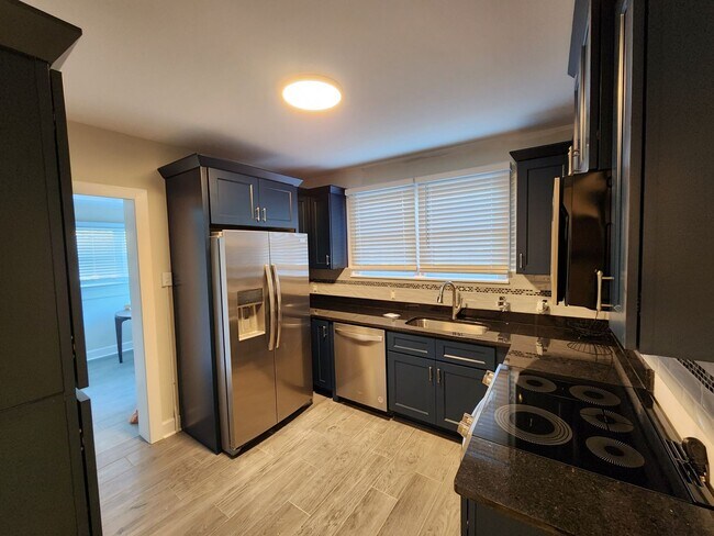 Foto del edificio - 1231 Brookwood Dr