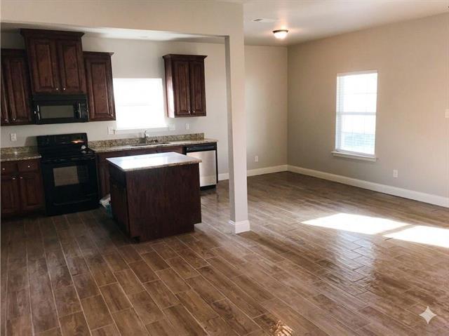 Building Photo - 4716 Henry St