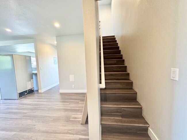 Foto del edificio - 619 N Kingsley Dr