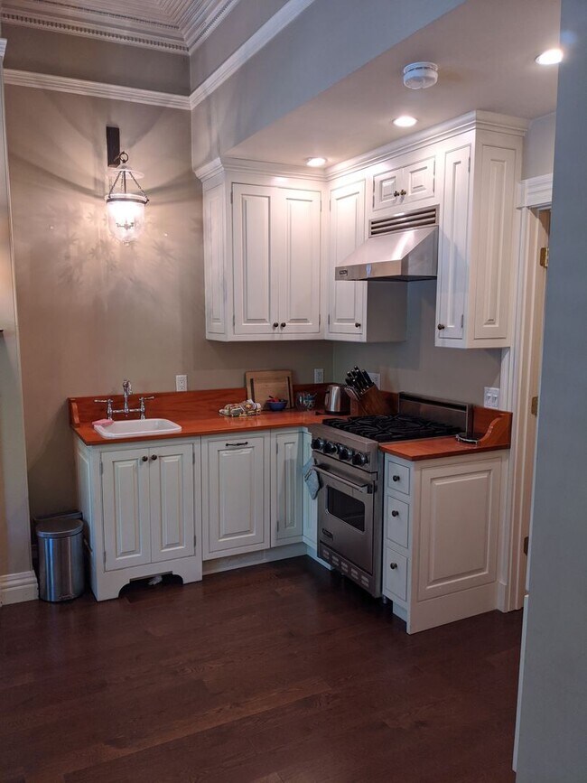 Foto del edificio - Back Bay FURNISHED 1 bedroom for 9/1