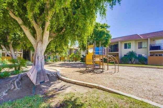Foto principal - 589 N Johnson Ave
