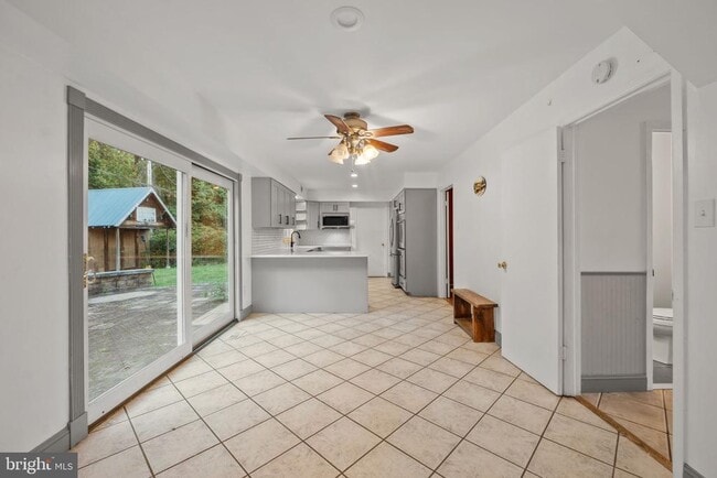 Building Photo - 3816 Irongate Ln