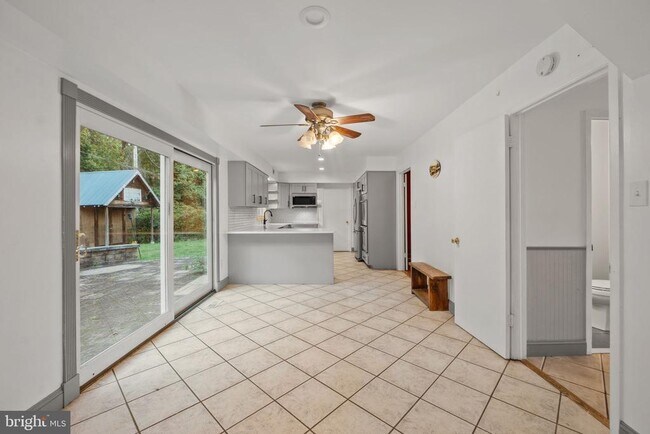 Foto del edificio - 3816 Irongate Ln