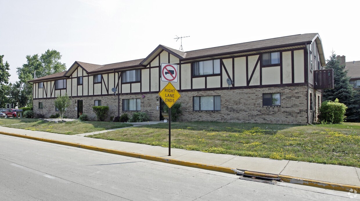 Foto principal - 1832-1836 Rawson Ave