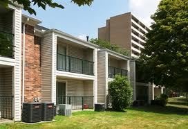 Building Photo - 1310 Pallister St