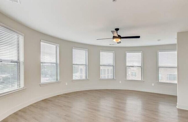 Foto del edificio - 1 bedroom in Dallas TX 75208