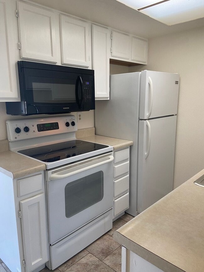 Photo - 1 Bedroom 1 bath w/attached garage House