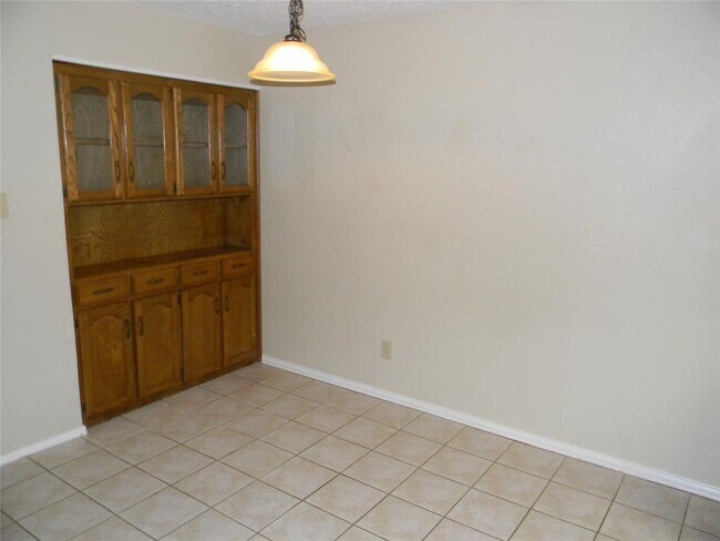 Foto del edificio - 7328 Davis Blvd