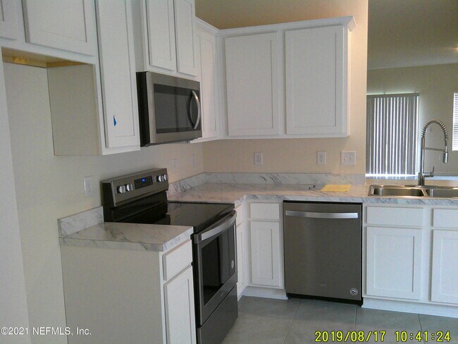 Foto del edificio - 7734 Legacy Trl