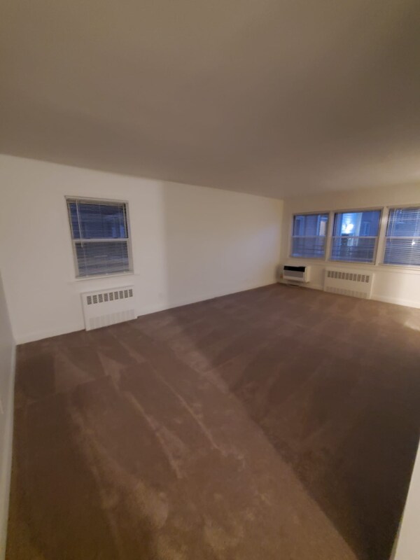 Building Photo - 106 Shoreview Dr