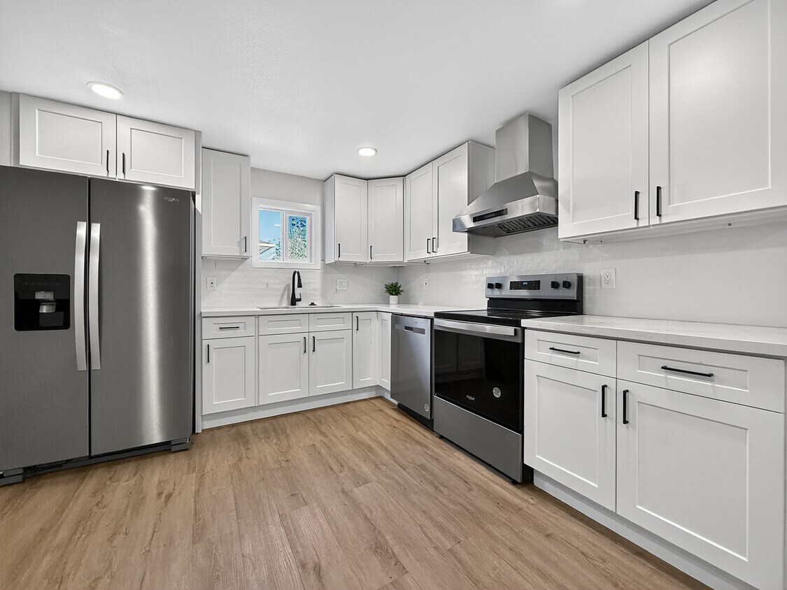 Foto principal - 8441 47th Ave S