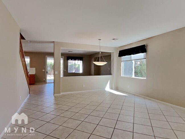 Building Photo - 2728 La Porte Ct