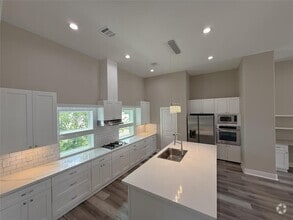 Building Photo - 2123 Bidwell Dr