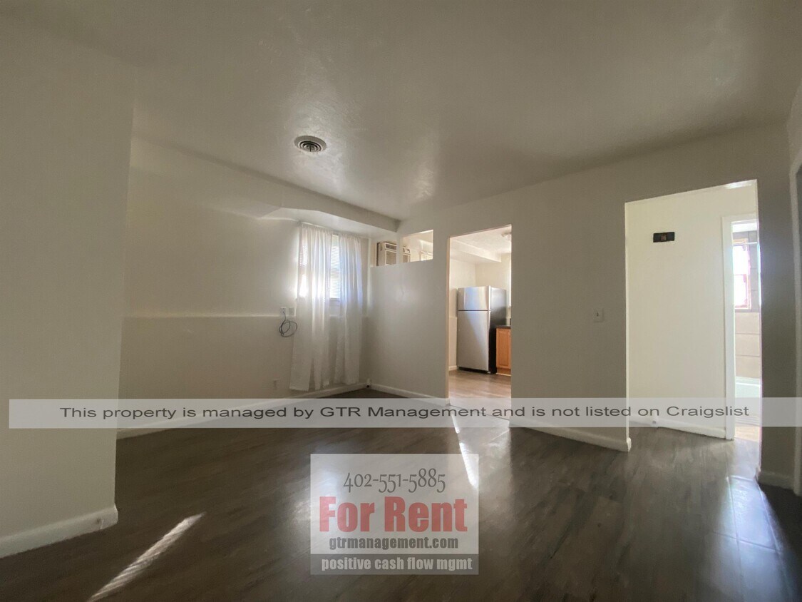 6313 Taylor Cir Unit 4, Omaha, NE 68104 Room for Rent in Omaha, NE