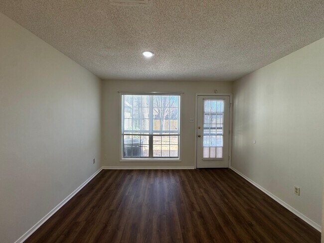 Foto del edificio - 3090 S Wesley Ct