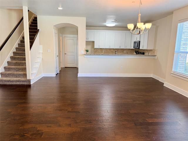 Building Photo - 210 Belleville Dr