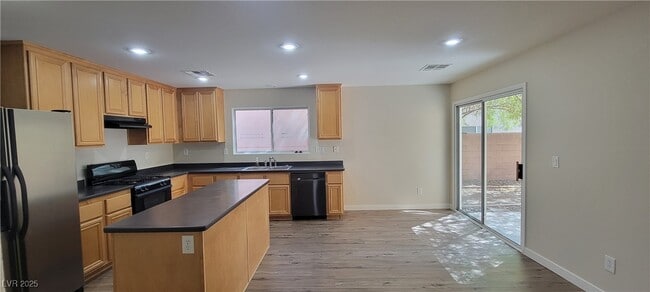 Foto del edificio - 8364 Oppenheimer St