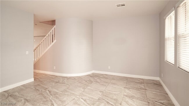 Building Photo - 9634 Hawk Cliff Ave