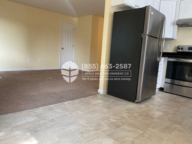 Building Photo - 7611 Ridgewood Dr