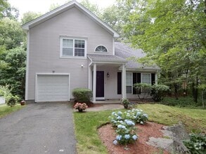 Building Photo - 5 Bradshaw Ln