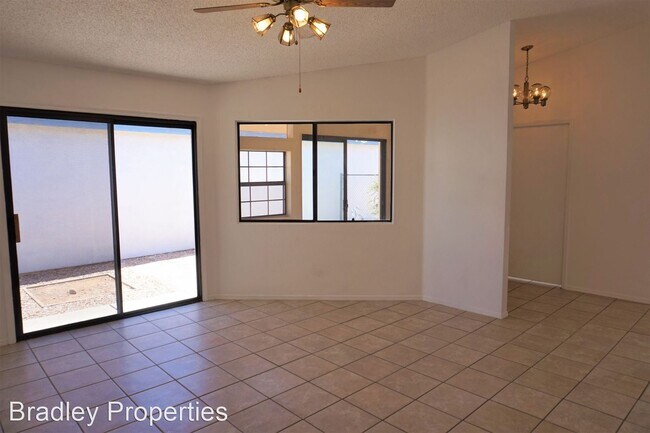 Foto del edificio - 3 br, 2 bath House - 5241 Desert Shadow