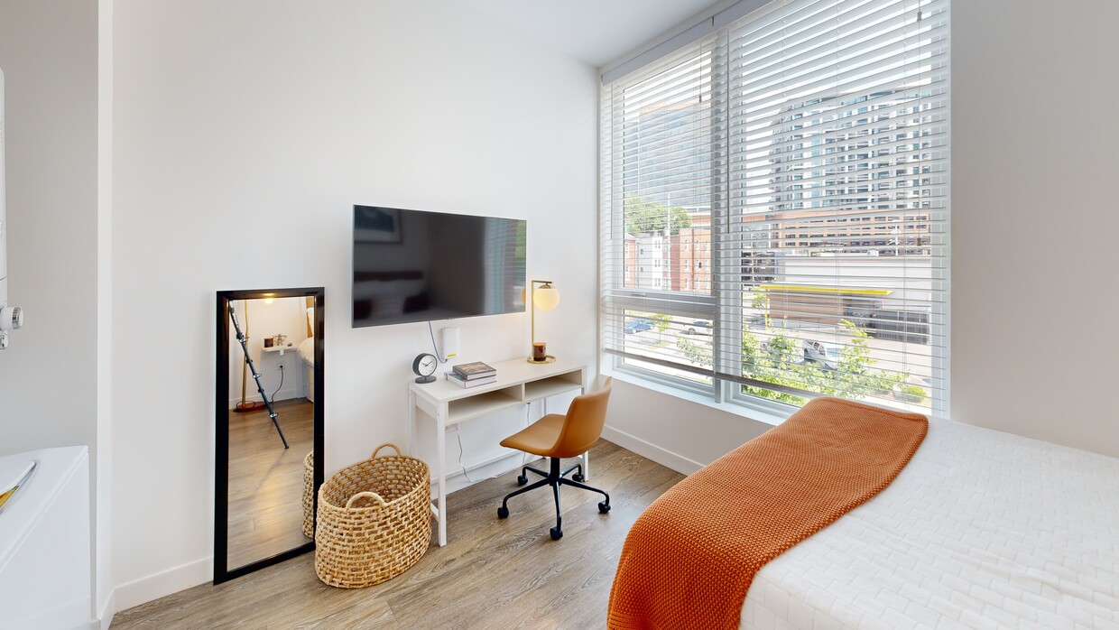 Photo - Broadview at Vanderbilt Apartments
