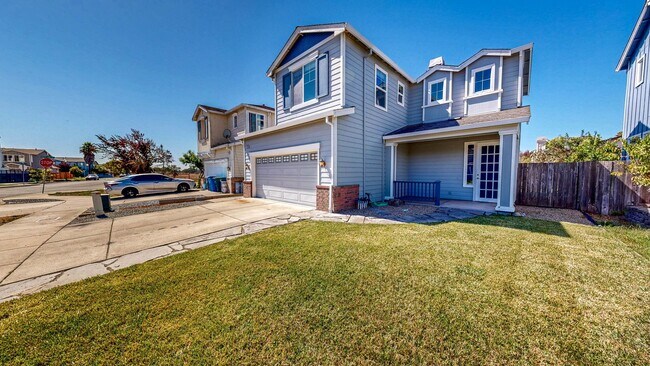 Foto del edificio - Bright two story 3 Bedroom 2.5 Bathroom Ho...