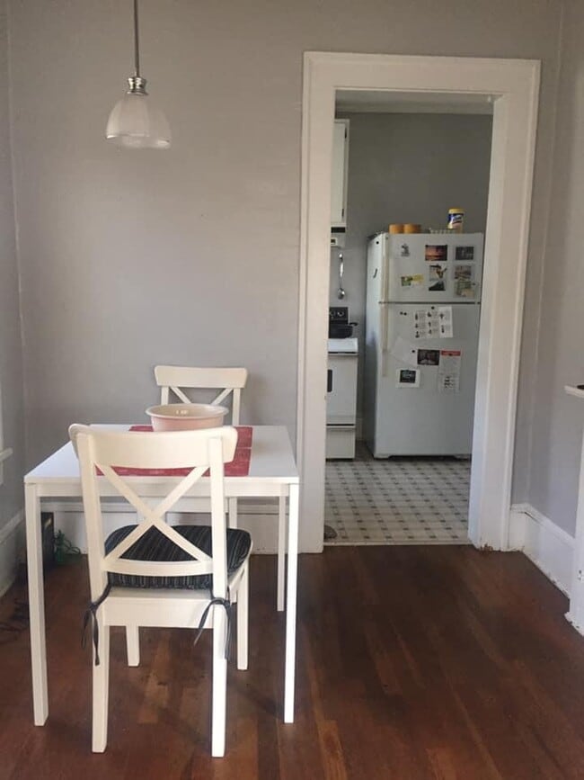 Building Photo - 144 Adams St