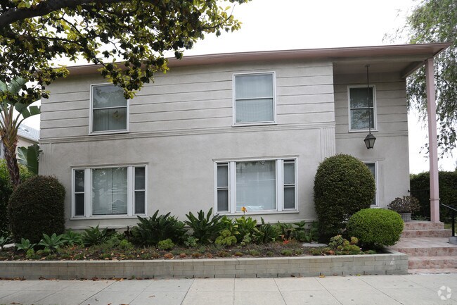 Foto del edificio - 360 S Doheny Dr