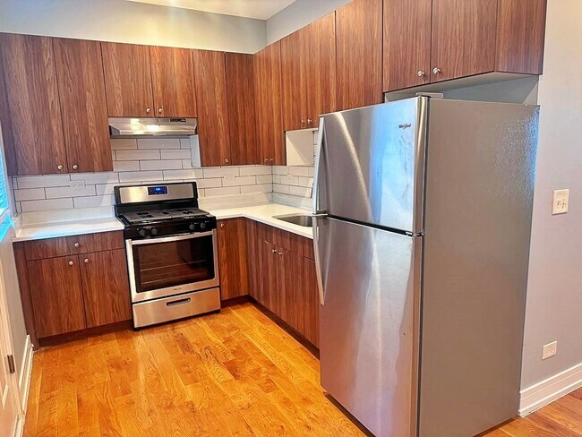 Foto del edificio - 348 E 50th St