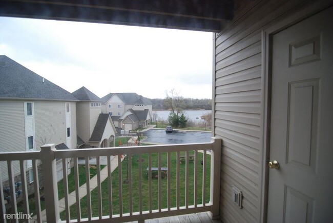 Building Photo - 3 br, 2 bath Condo - Walton Pond Community...