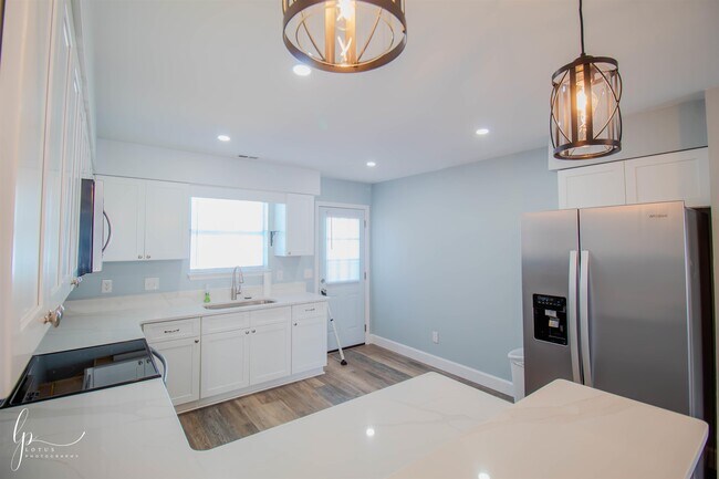 Foto del edificio - 4271 Park Way Ln