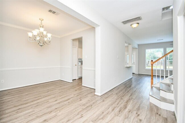 Foto del edificio - 5523 Poundstone Ct