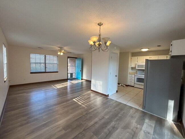 Foto del edificio - Charming 3 bedroom, 2 bathroom one level home in Murrayville!