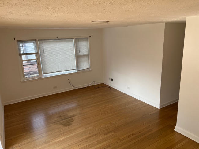 Building Photo - 2226 N 72nd Ct
