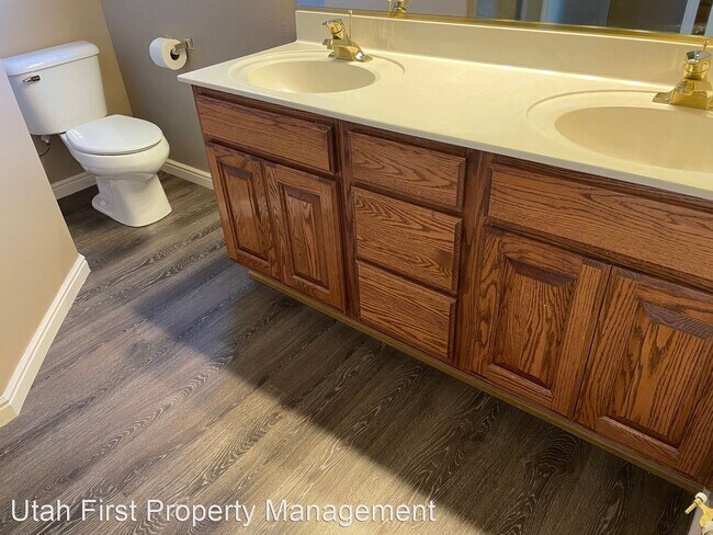 Building Photo - 3 br, 2 bath House - 1534 N 300 E