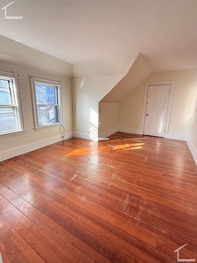 Foto del edificio - Nice Apartment for Little $$! Available For March, 2026