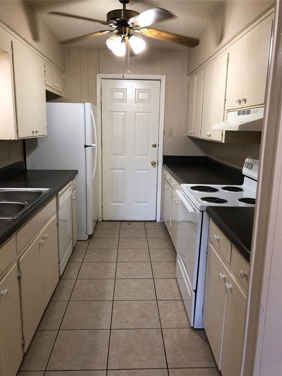 253 Locust St S, Sulphur Springs, TX 75482 Room for Rent in Sulphur