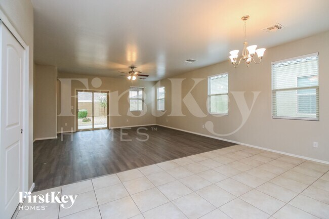 Foto del edificio - 4637 E Fire Opal Ln