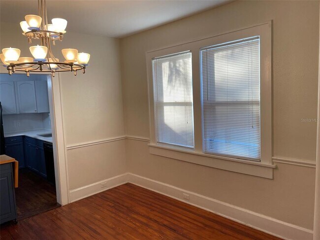 Foto del edificio - 1142 Highland St S
