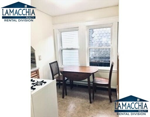 Foto principal - 842 E Broadway