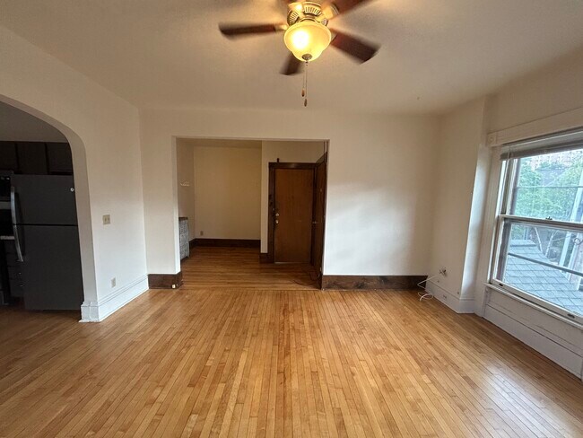 Foto del edificio - 315 N Pinckney St