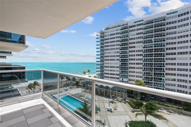 Building Photo - 3500 Galt Ocean Dr