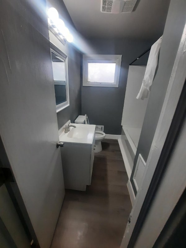 Foto del edificio - 716 E Highland Ave