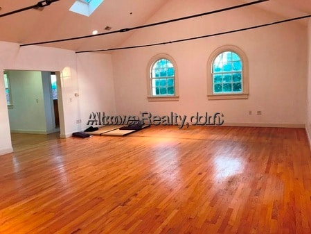 Photo - 191 Highland Ave (Somerville, MA)