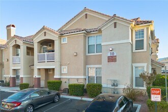 Building Photo - 5855 Valley Dr