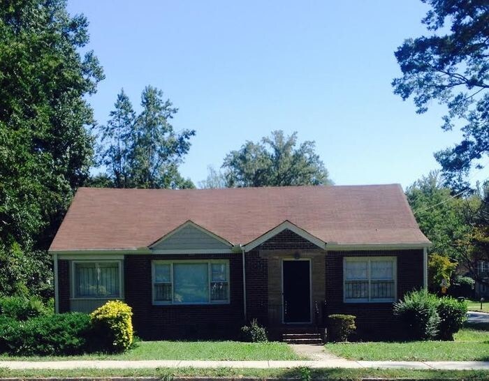 Foto principal - 1018 Cascade Ave SW