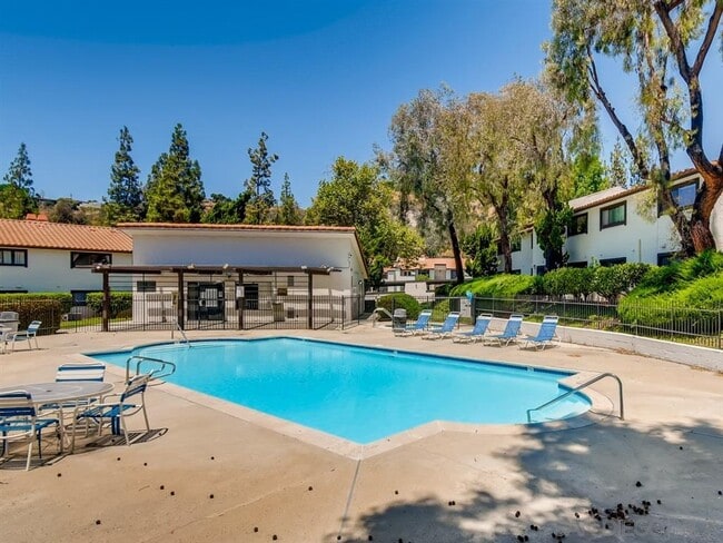 Building Photo - 5055 Collwood Way