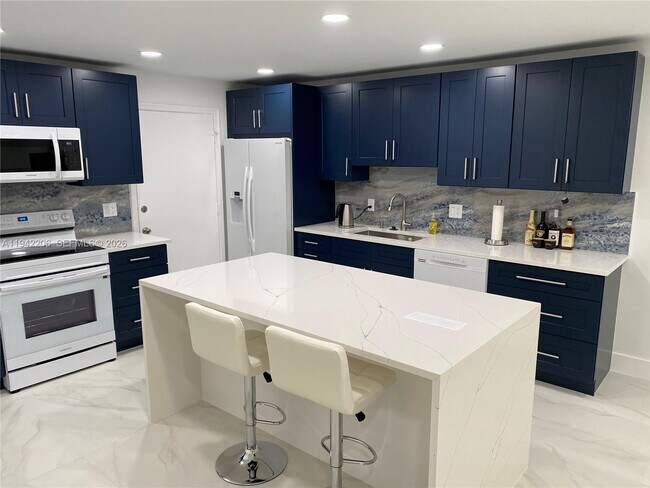 Foto del edificio - 22615 SW 66th Ave