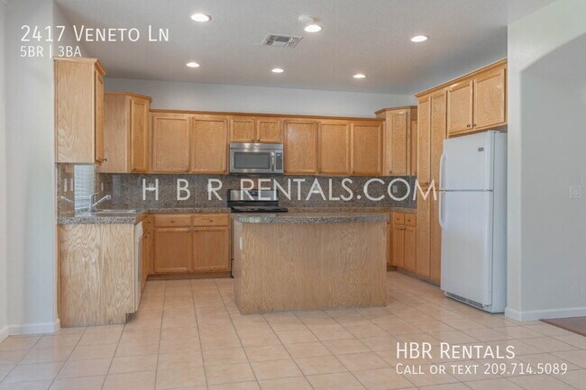 Foto del edificio - 2417 Veneto Ln
